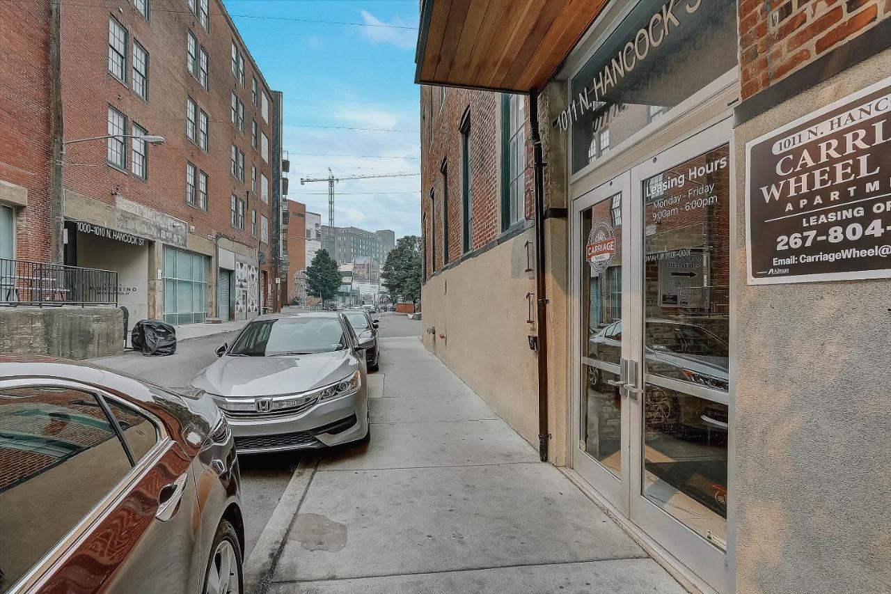Frontdesk I Carriage Wheel Lofts Apts Philadelphia Appartamento Esterno foto