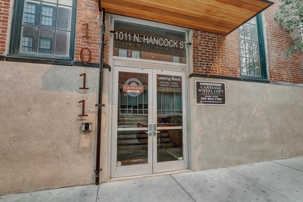 Frontdesk I Carriage Wheel Lofts Apts Philadelphia Appartamento Esterno foto