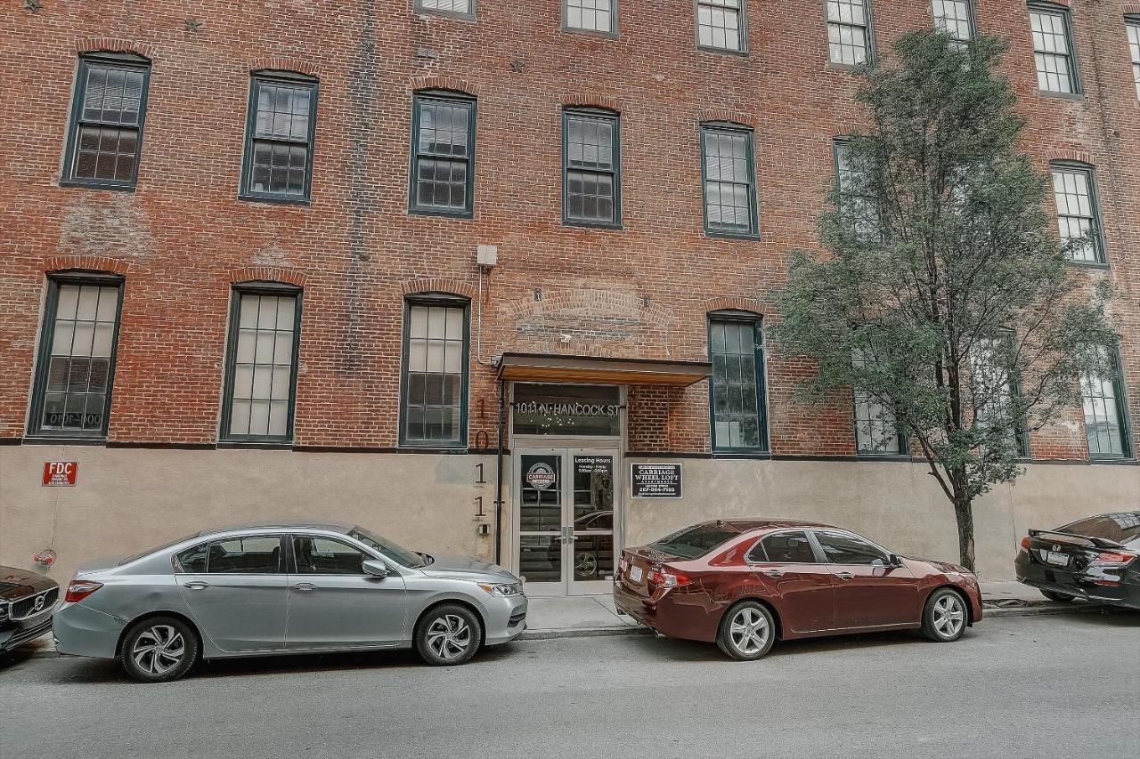 Frontdesk I Carriage Wheel Lofts Apts Philadelphia Appartamento Esterno foto